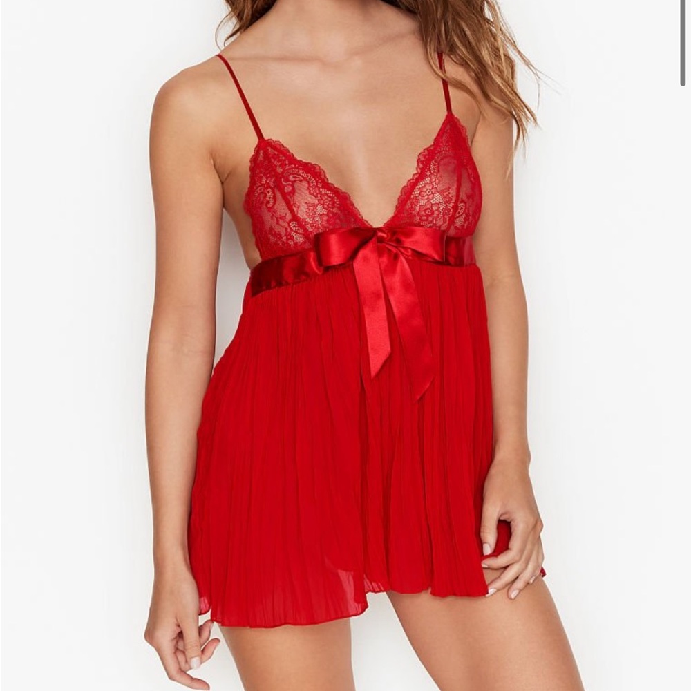 Victoria’s Secret Burgundy Pleaded Babydoll